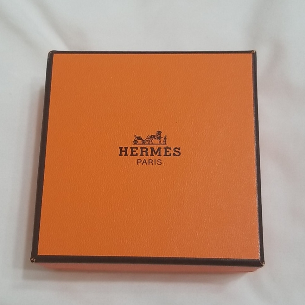 Pre owned  vintage  Hermes  enamel  bracelet - Picture 2 of 8